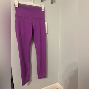 NWT Lululemon wunder train HR tight 25” with pockets